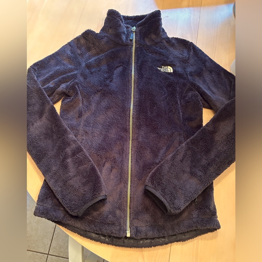 NORTH FACE JACKET.EUC LADIES SHERPA  Black size XS. Soft and cozy!